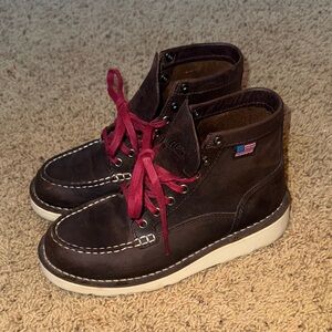 Danner • Bull Run Moc Toe Boot